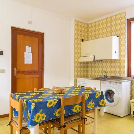 La Baia Lido Apartment *
